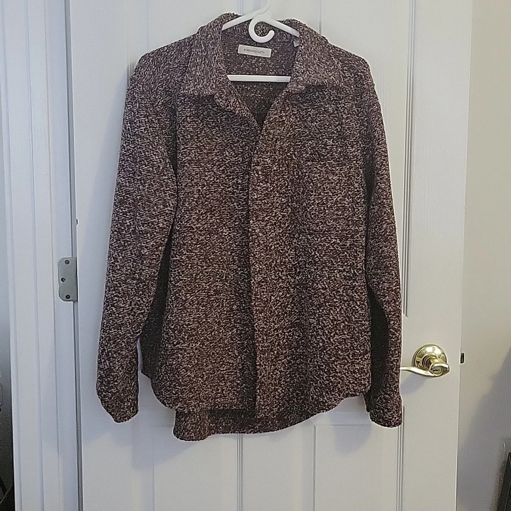 Sweater - Picture 1 of 4